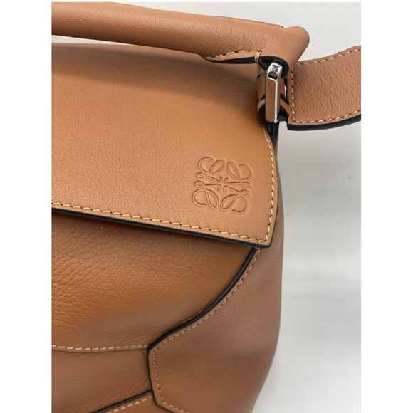 Loewe small tan calfskin puzzle bag - Picture 4 of 12